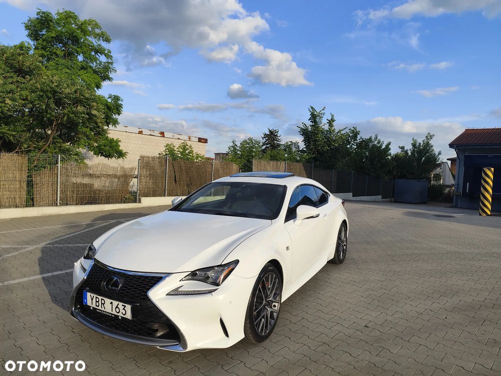 Lexus RC 200t / 300 F Sport - 8