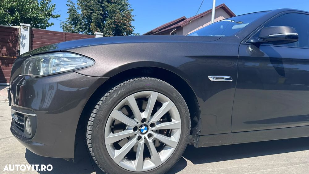 BMW Seria 5 530d xDrive - 5