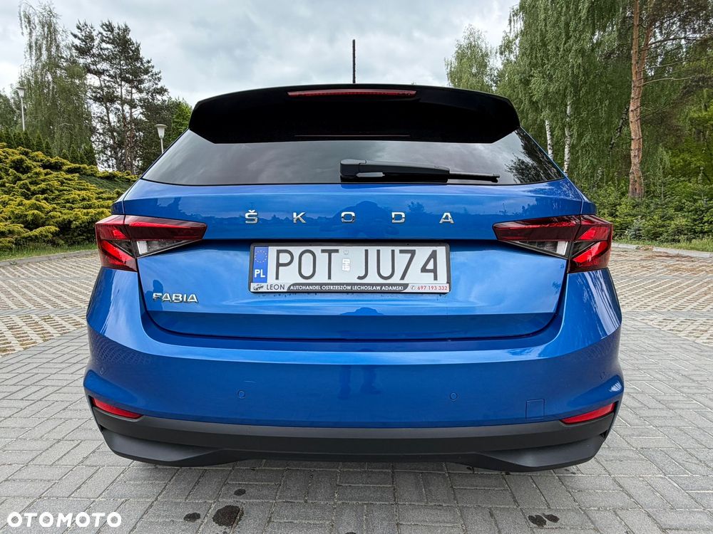 Skoda Fabia - 10