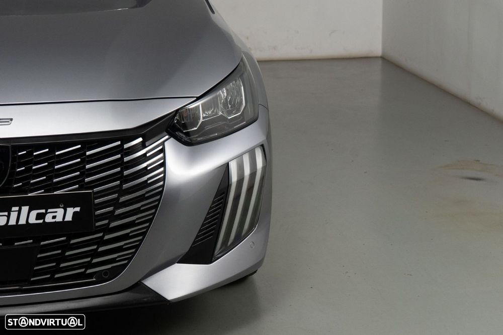Peugeot 208 1.2 PureTech Allure - 16