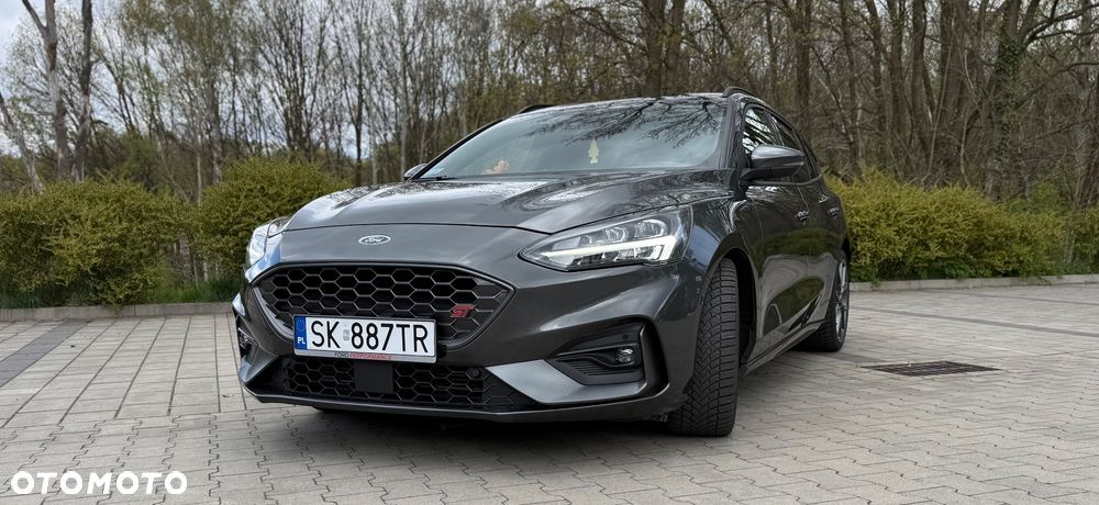 Ford Focus 2.3 EcoBoost ST X - 2