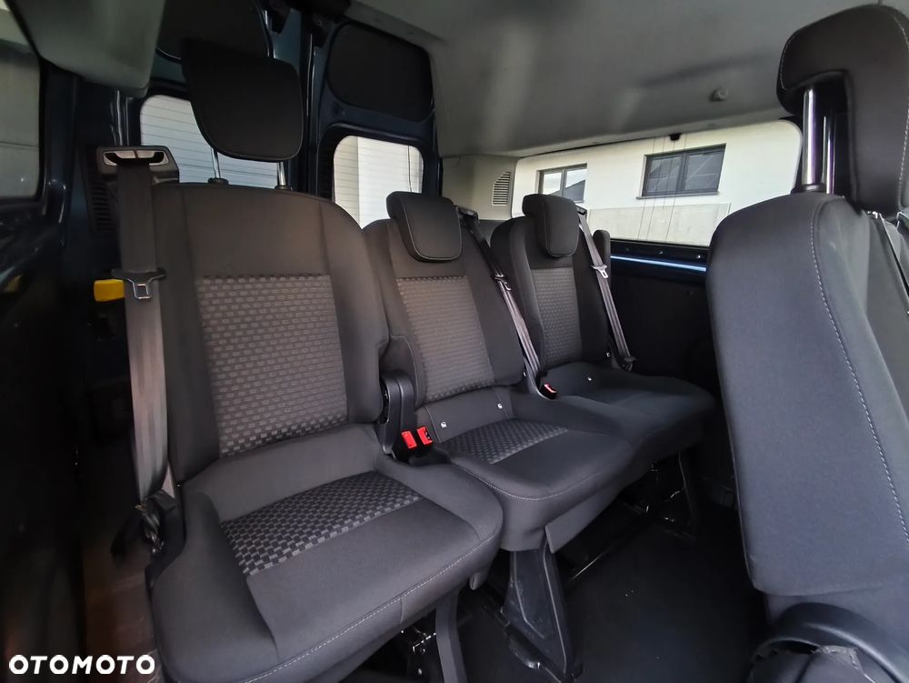 Ford Transit Custom - 11