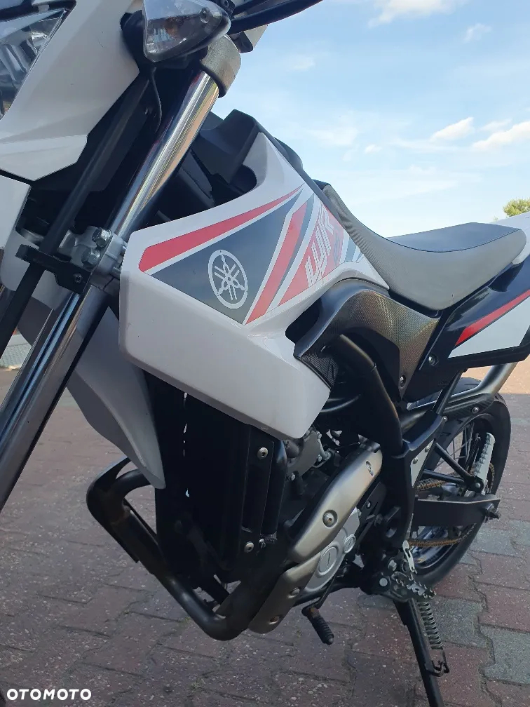 Yamaha WR - 16