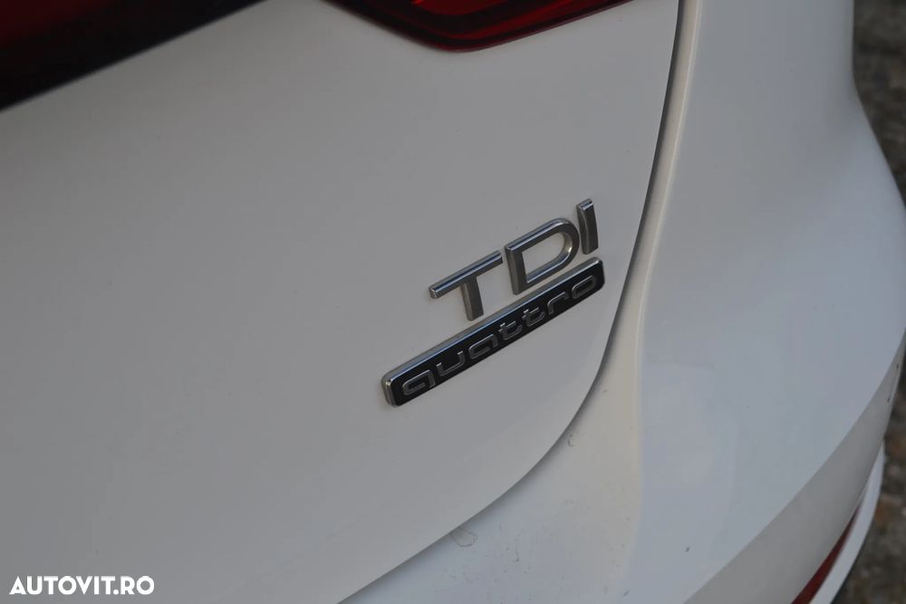 Audi A4 Avant 2.0 40 TDI quattro S tronic S Line - 36