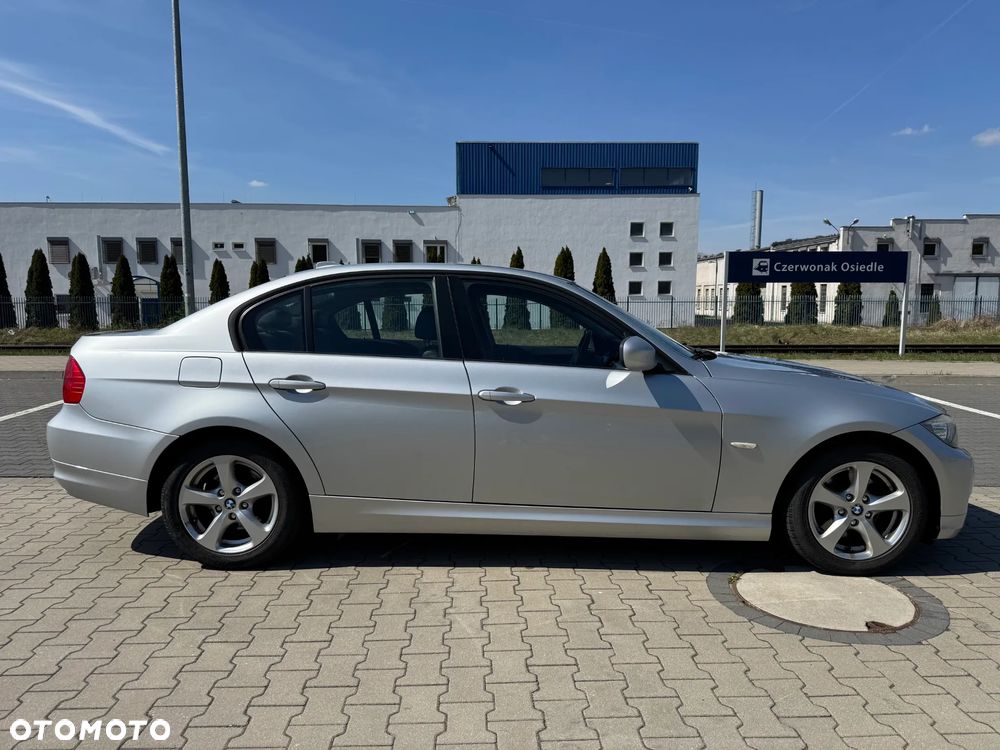 BMW Seria 3 320d DPF - 31