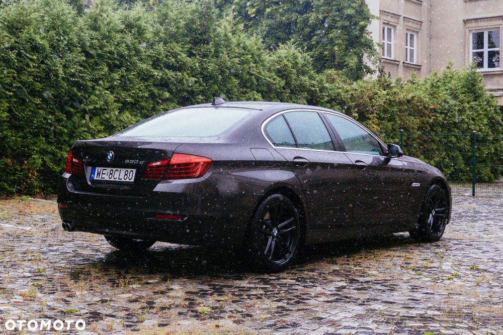 BMW Seria 5 530d xDrive - 3