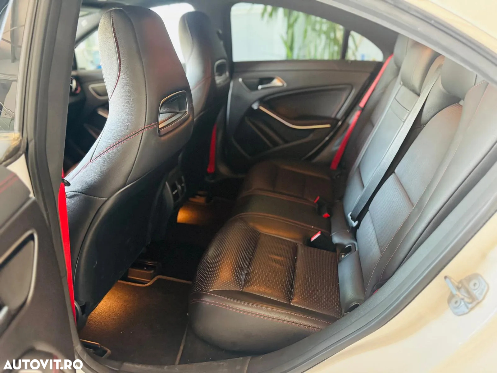 Mercedes-Benz CLA 250 Sport 4MATIC Aut. - 11