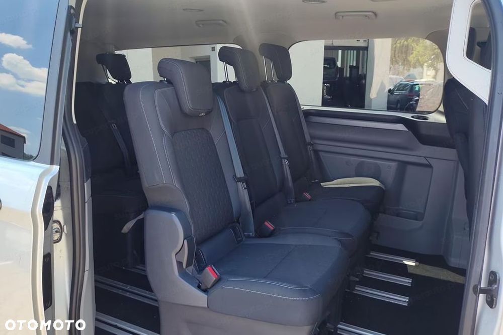 Ford Tourneo Custom - 6