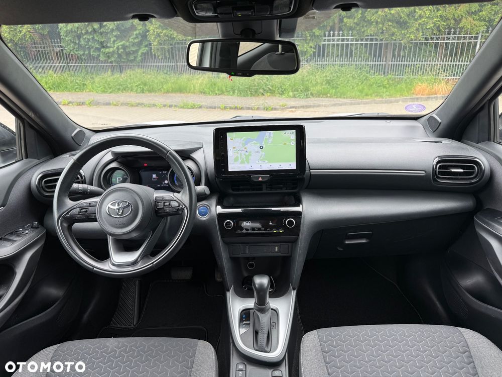 Toyota Yaris Cross - 12