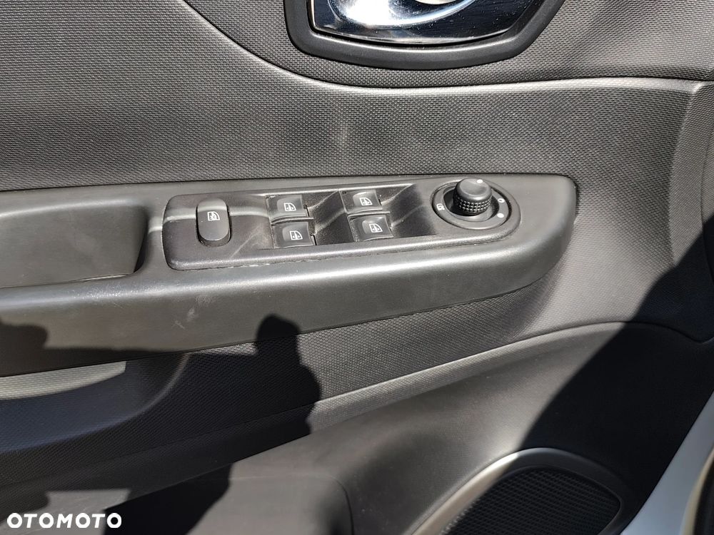 Renault Captur (ENERGY) dCi 90 LIMITED - 27