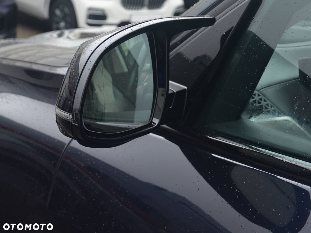 BMW X7 M50i sport - 10