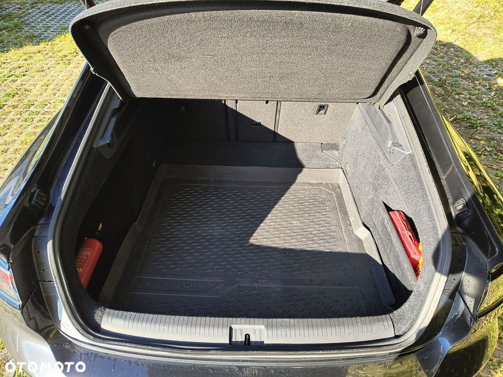 Volkswagen Arteon 2.0 TSI R-Line DSG - 27