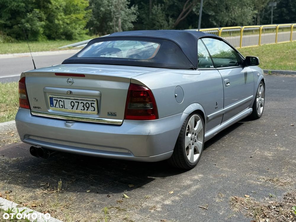 Opel Astra 1.8 Bertone - 10