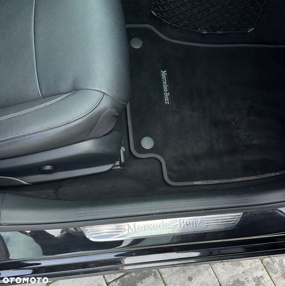 Mercedes-Benz Klasa E 350 - 32