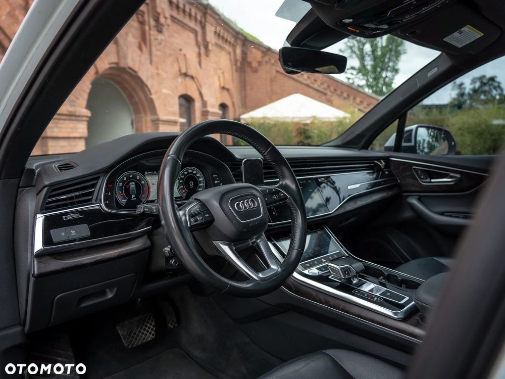 Audi Q7 - 13