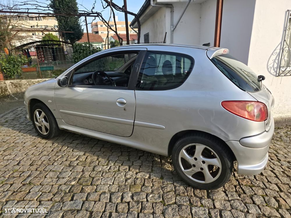 Peugeot 206 1.6 GTi - 2
