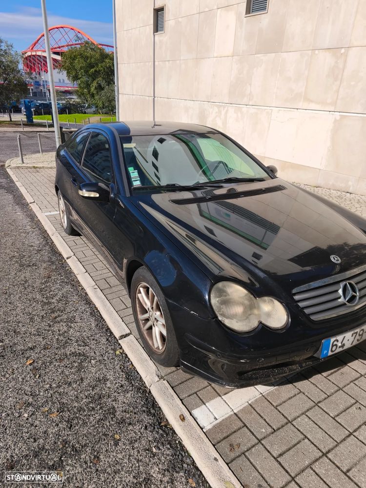 Mercedes-Benz C 180 Sport Coupé Classic - 4