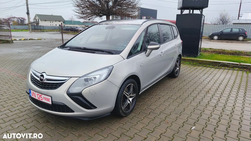 Opel Zafira - 1