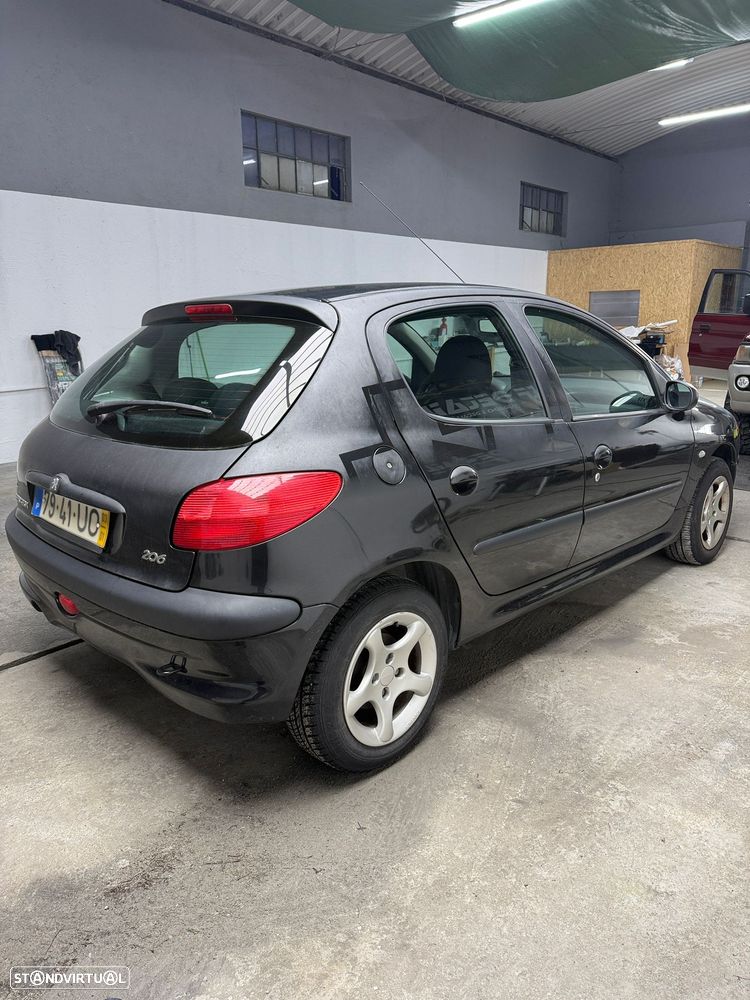 Peugeot 206 1.1 XR - 4