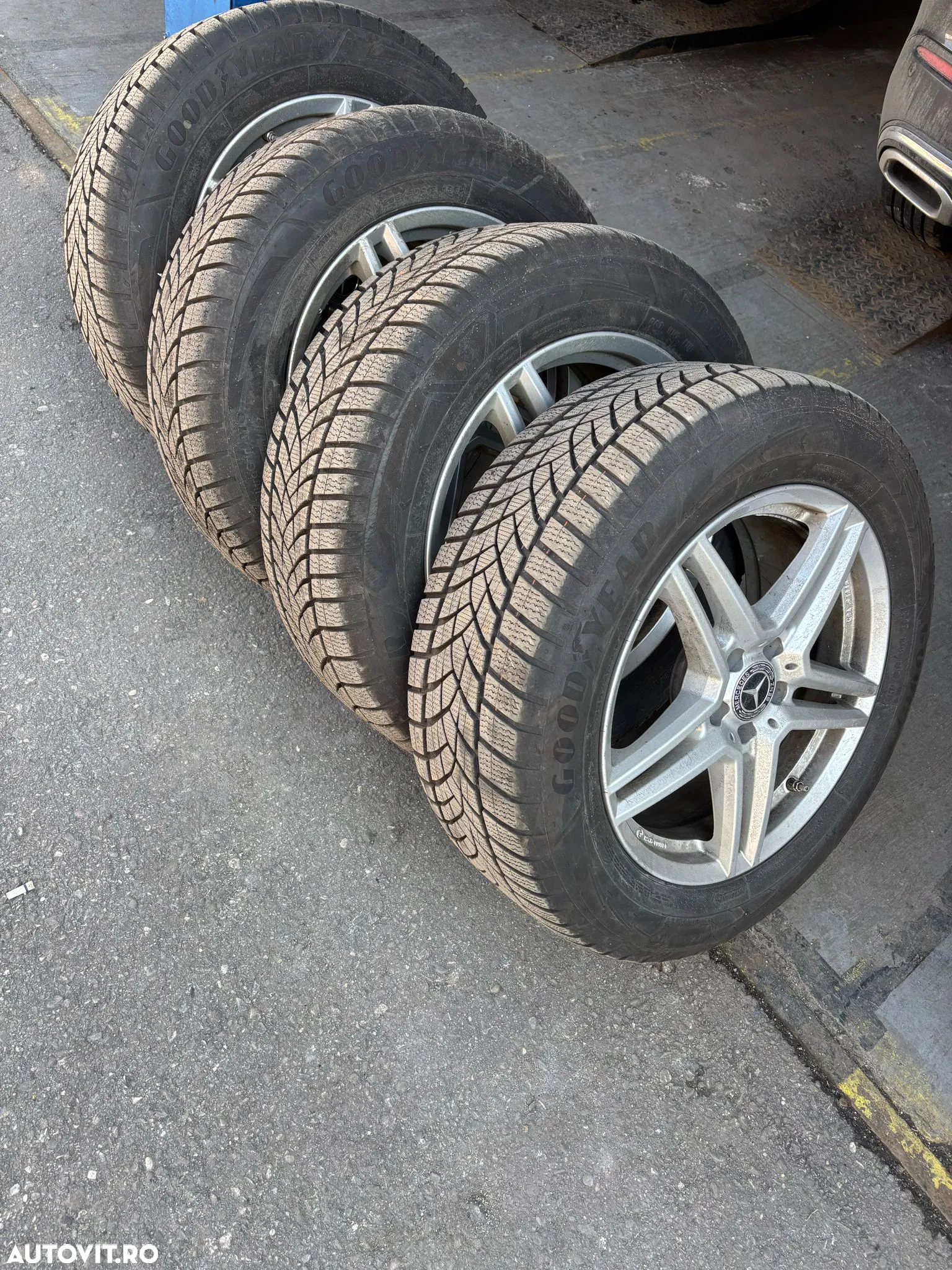 Mercedes-Benz GLC 300 de 4Matic 9G-TRONIC AMG Line Plus - 8