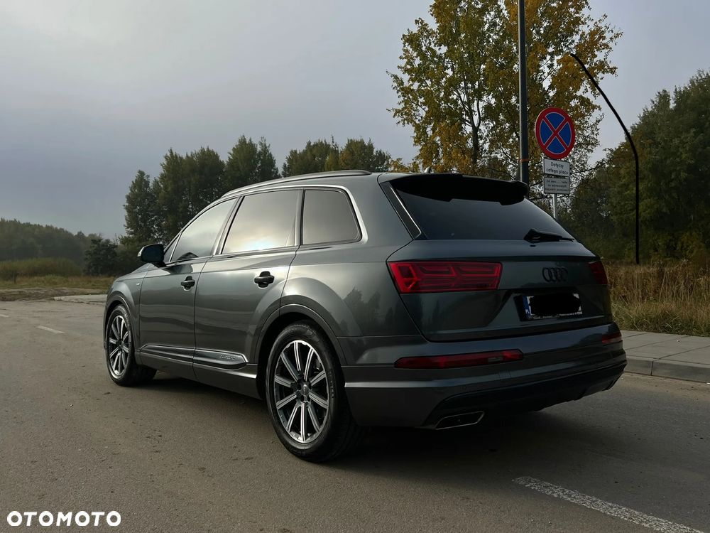 Audi Q7 3.0 TDI ultra Quattro Tiptronic - 6