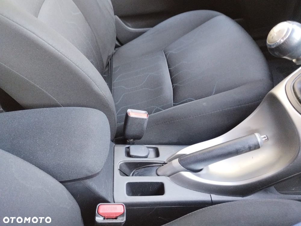 Toyota Auris 1.6 Sprint - 11