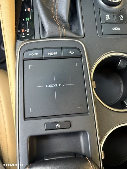 Lexus RC 200t / 300 F Sport - 18