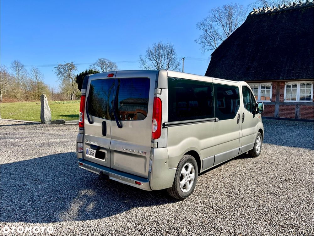 Opel Vivaro L2H1 2.9t - 3