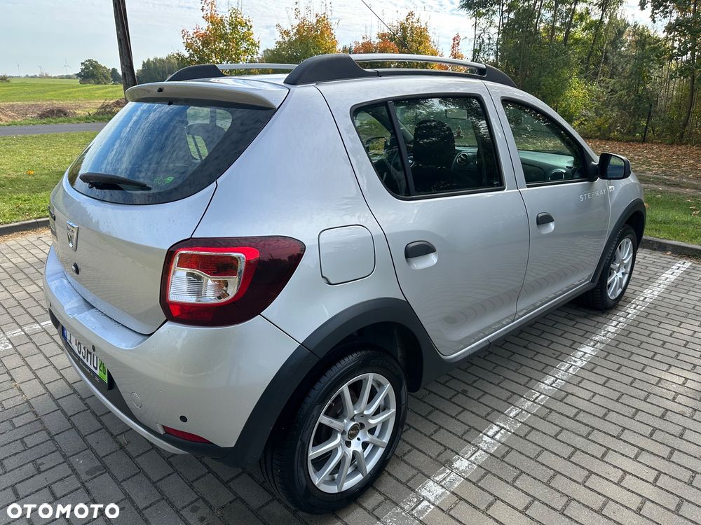 Dacia Sandero - 5