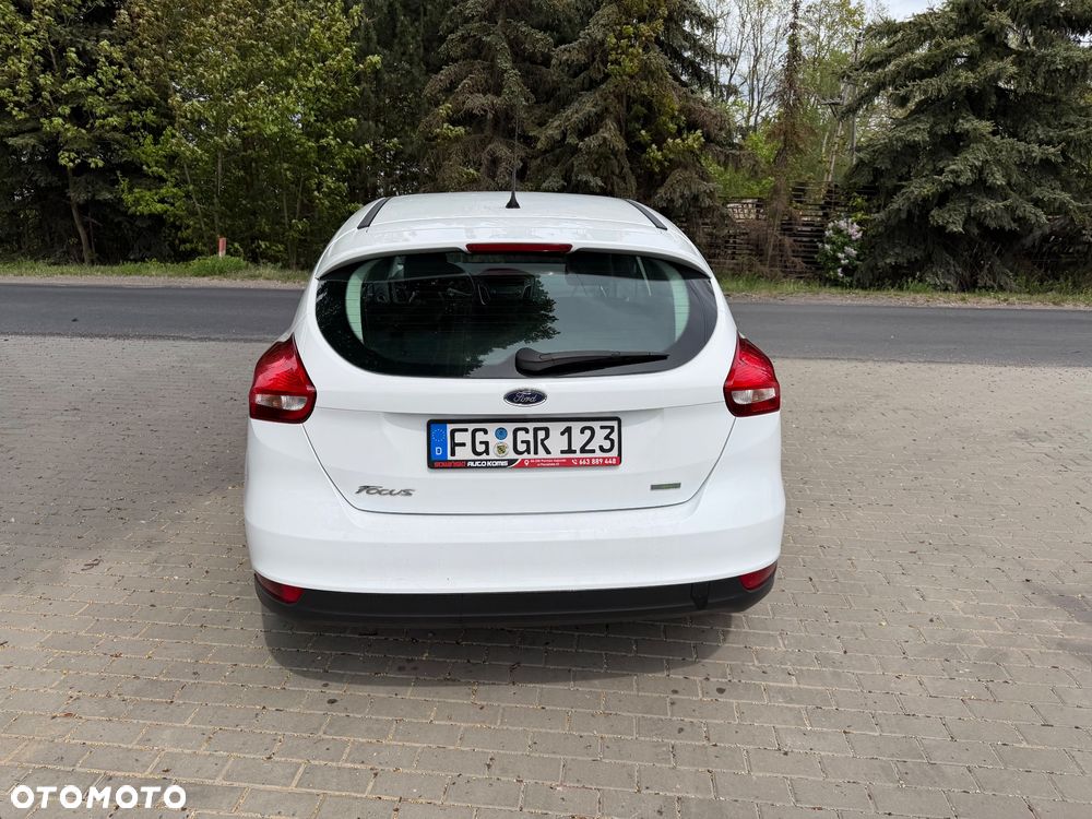 Ford Focus 1.0 EcoBoost Trend - 6