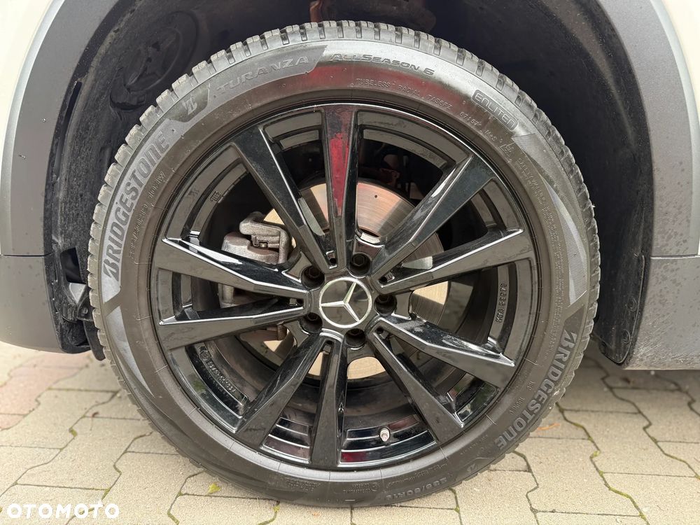 Mercedes-Benz GLB 180 d AMG Line 8G-DCT - 25