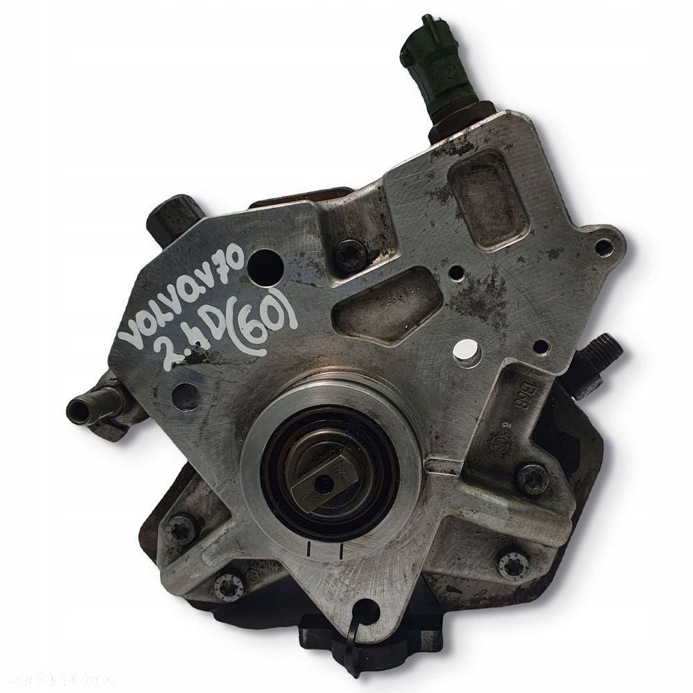 POMPA WTRYSKOWA Volvo V70 S60 2.4 D5 paliwa 0445010111 30756125 - 2