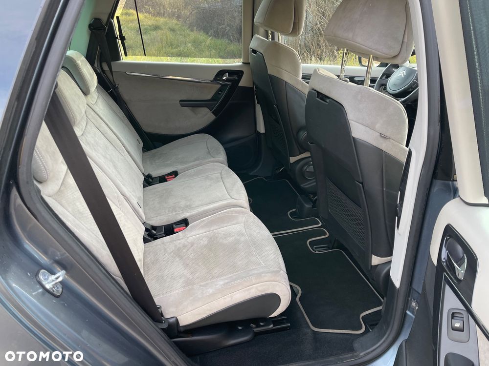 Citroën C4 Picasso 1.6 HDi FAP Confort - 7