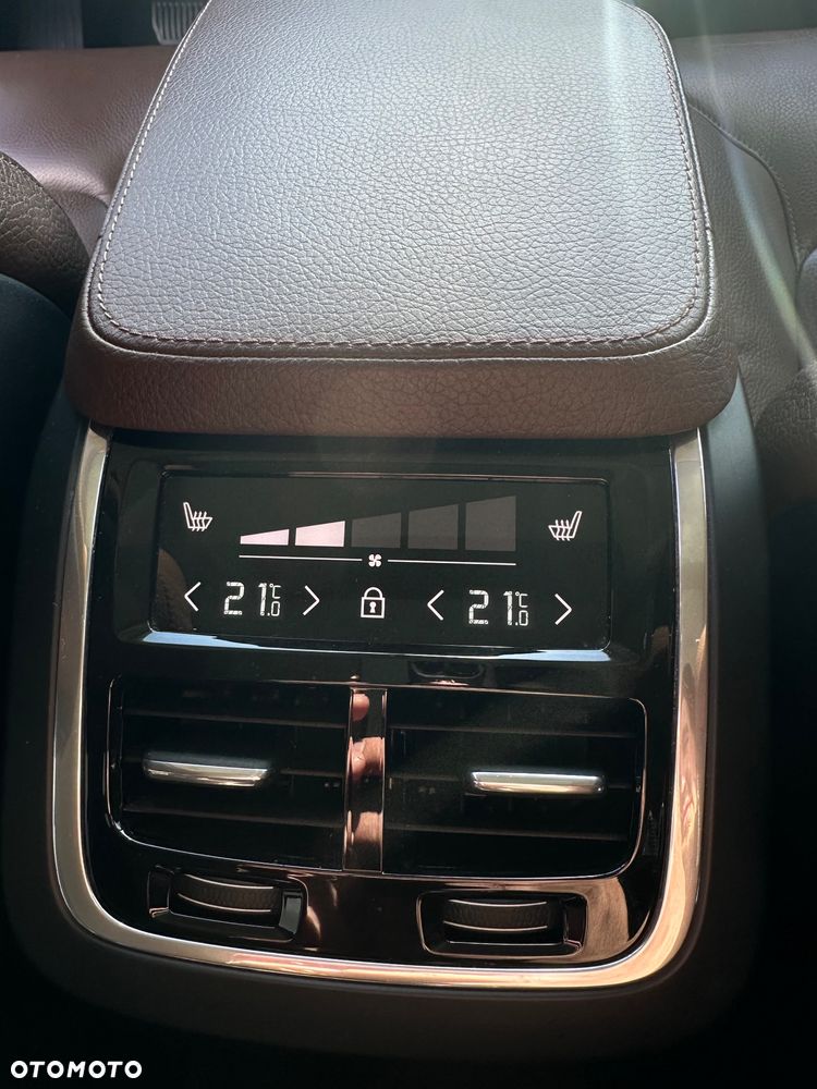 Volvo XC 90 T6 AWD Geartronic Momentum - 17