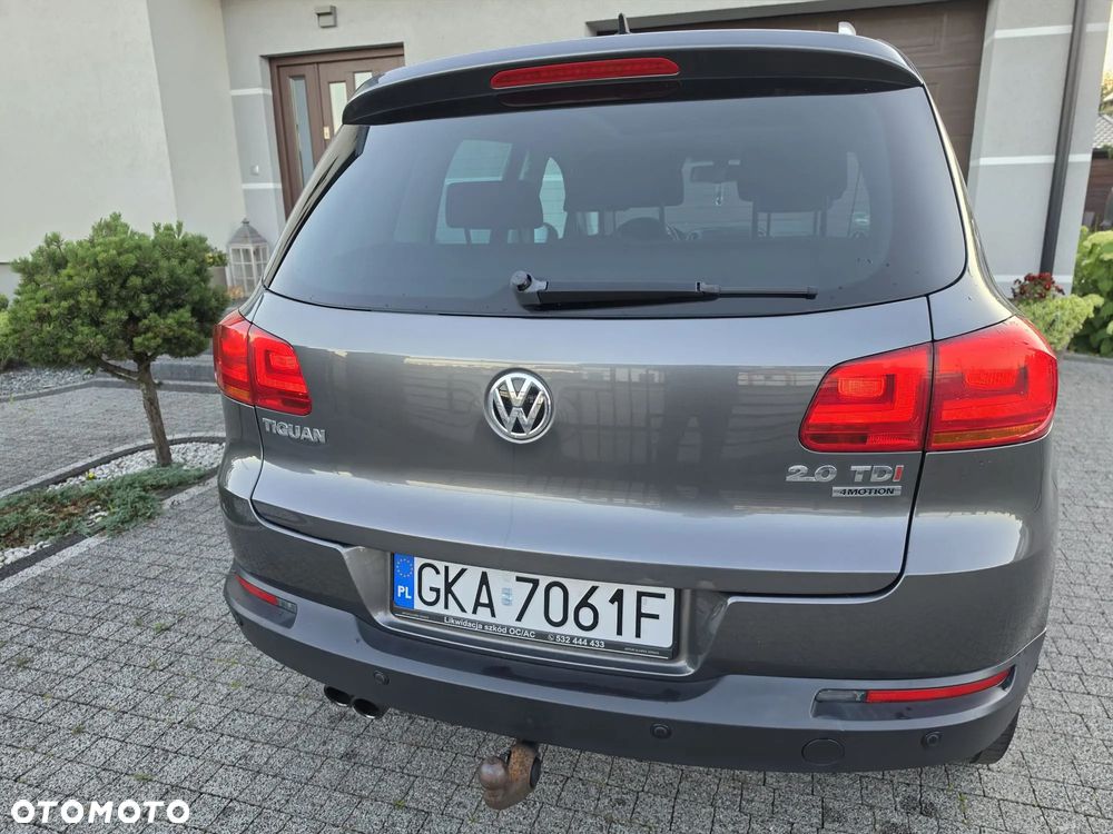 Volkswagen Tiguan 2.0 TDI DPF 4Motion BlueMotion Technology DSG Lounge Sport & Style - 33