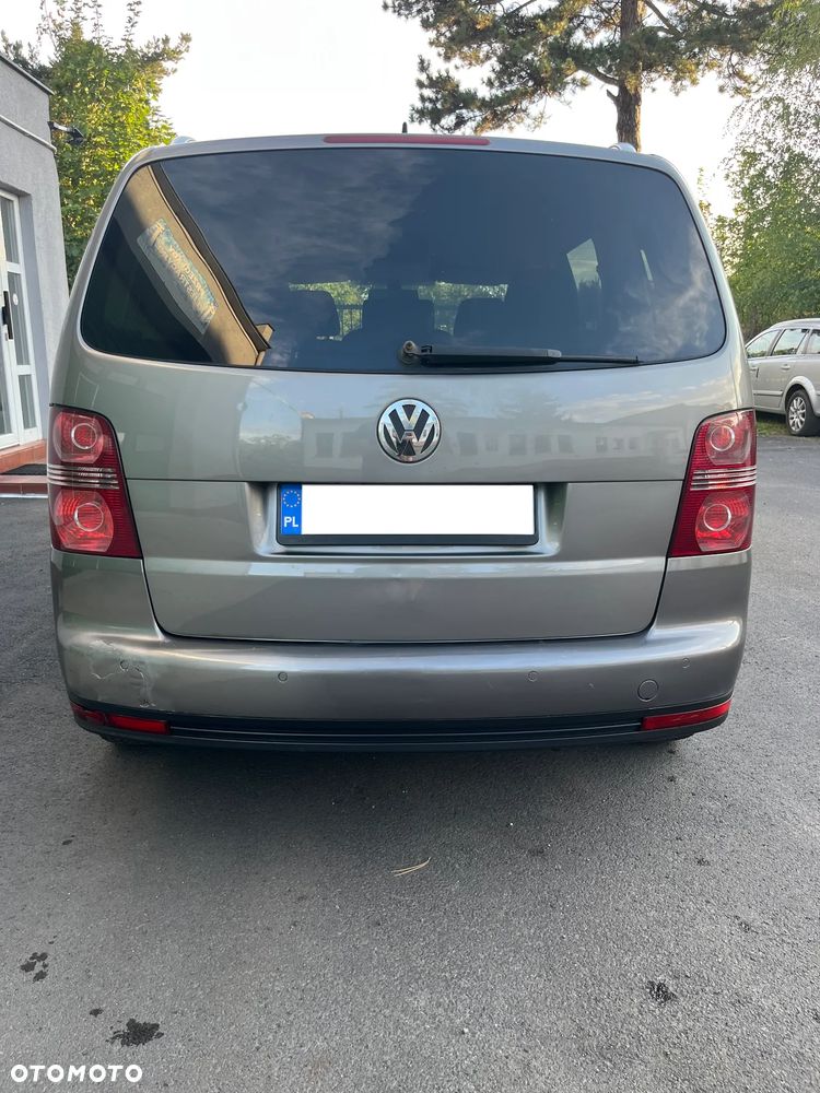 Volkswagen Touran 1.4 TSI Highline - 10