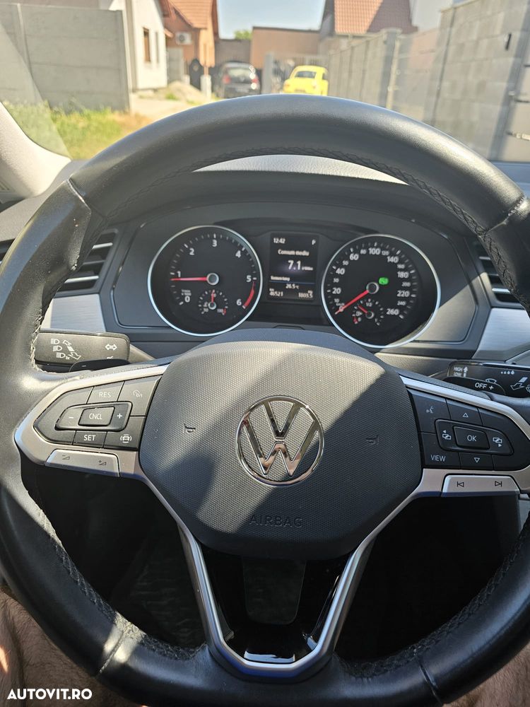 Volkswagen Passat 2.0 TDI DSG Advance - 6