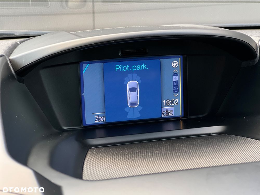 Ford Kuga 2.0 TDCi Titanium - 24