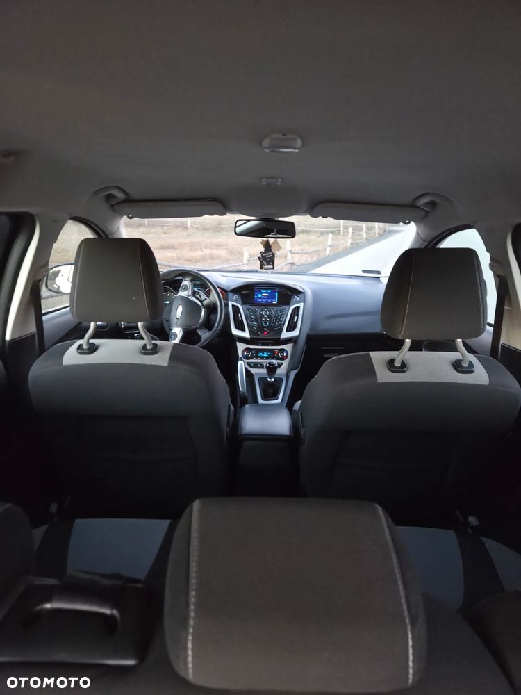 Ford Focus 1.6 TDCi DPF Champions Edition - 19