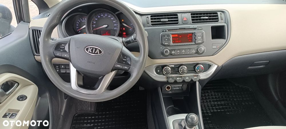 Kia Rio 1.2 Business Line - 7