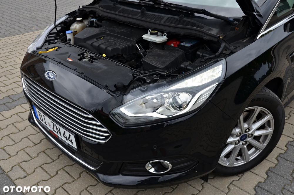 Ford S-Max - 10