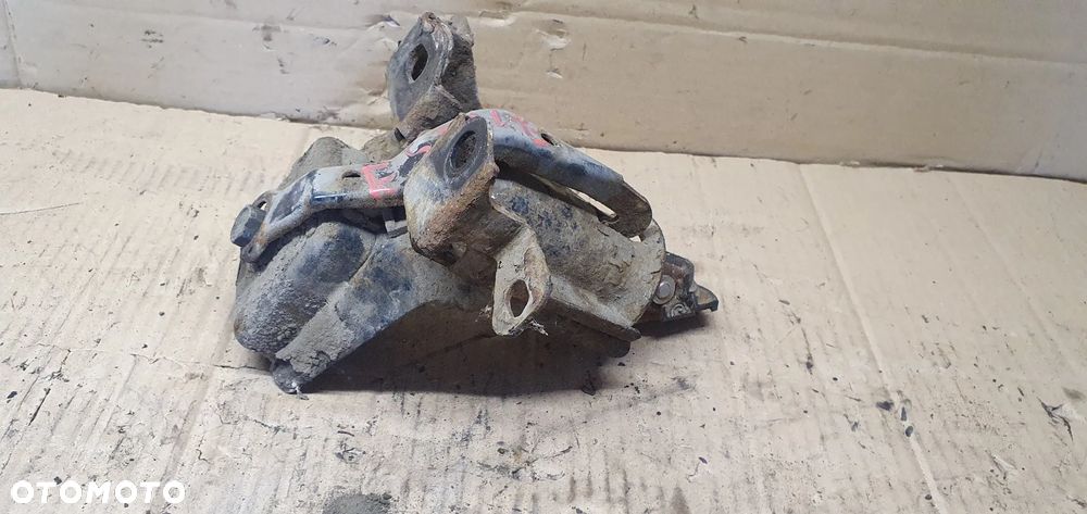 Winda mocowanie koła zapasowego Renault Espace IV 049293B - 2