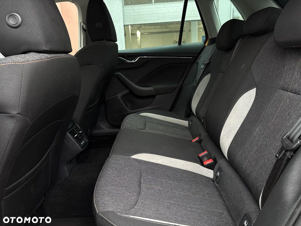 Skoda Kamiq 1.0 TSI Style DSG - 28