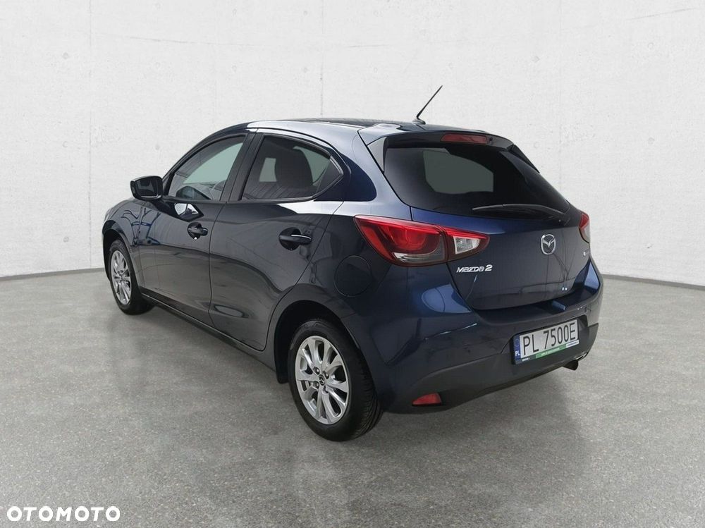 Mazda 2 - 6