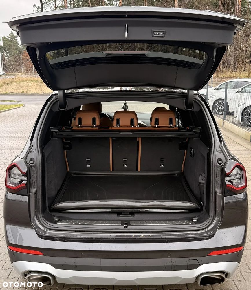 BMW X3 xDrive30i mHEV - 11