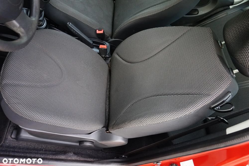Nissan Micra - 27