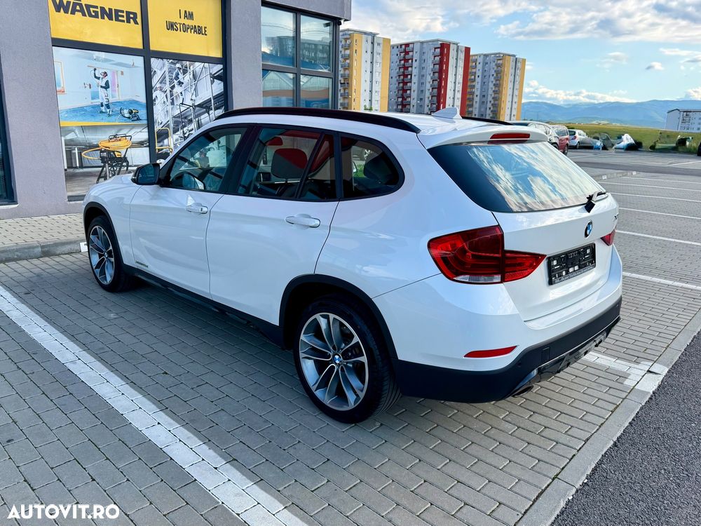 BMW X1 xDrive20d Aut. Sport Line - 4