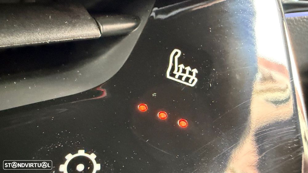 Peugeot 208 PureTech 100 GT Pack - 45