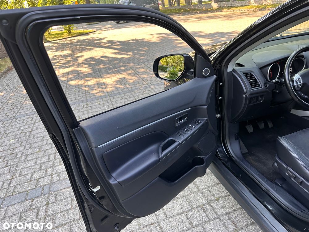 Mitsubishi ASX 1.8 DI-D 2WD Instyle - 17
