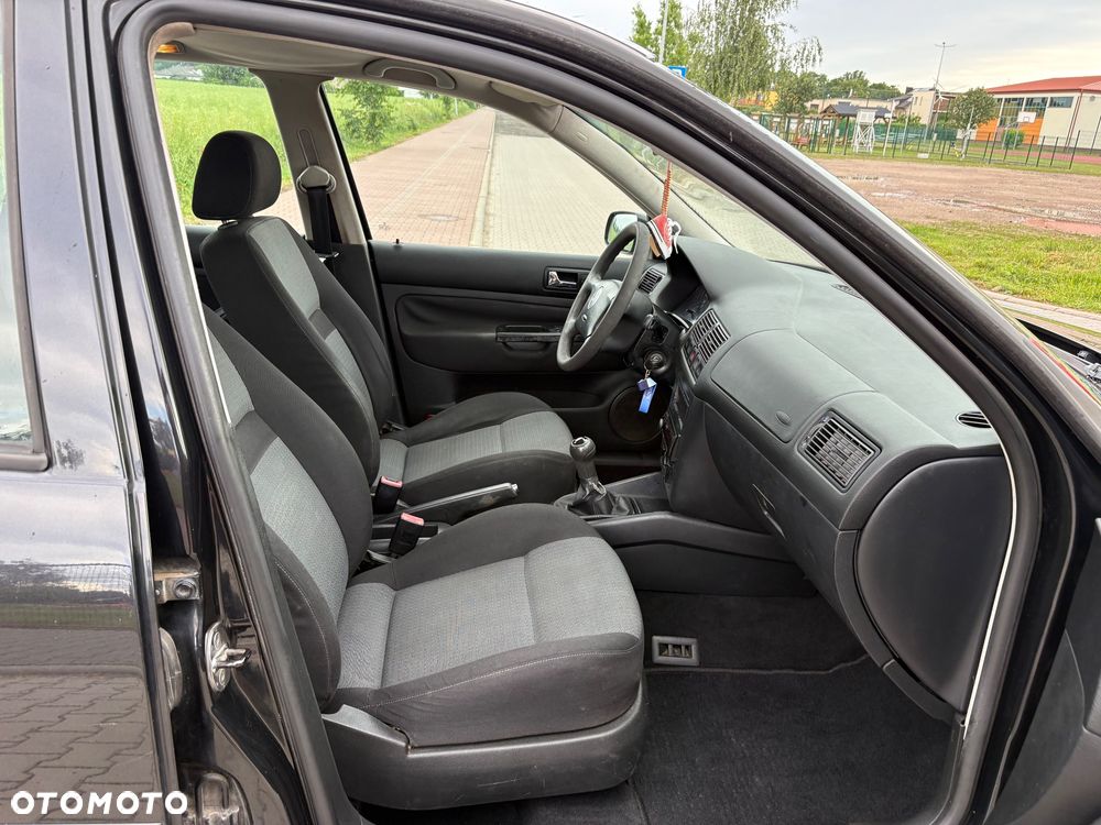 Volkswagen Golf 1.4 Comfortline - 15